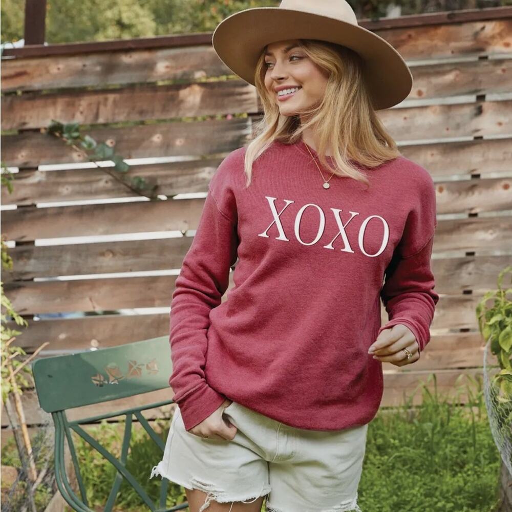 Oat Collective XOXO Puff Mineral Women's Red Sweater NWT
